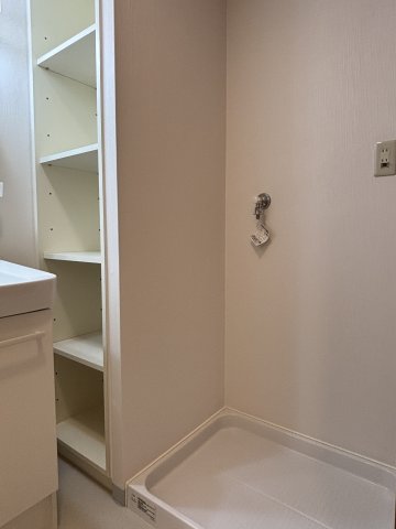 フロール山田町第3 玄関