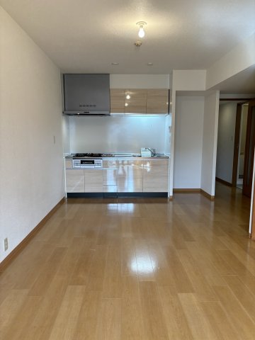 フロール山田町第3 居間