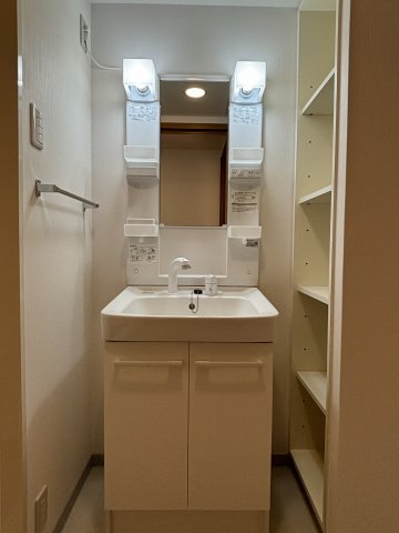 フロール山田町第3 キッチン