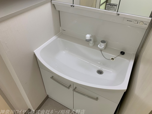 レジエ戸塚深谷　2号棟 洗面