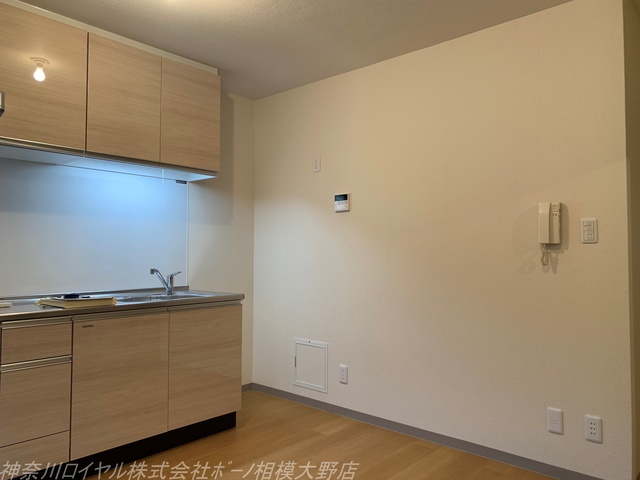 レジエ戸塚深谷　2号棟 居間