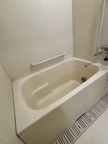 モナ ベール本厚木 居間