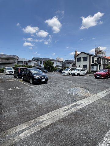 モナ ベール本厚木 駐車場
