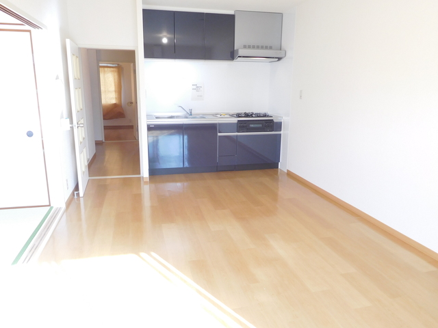 ヒルズ千草台 居間