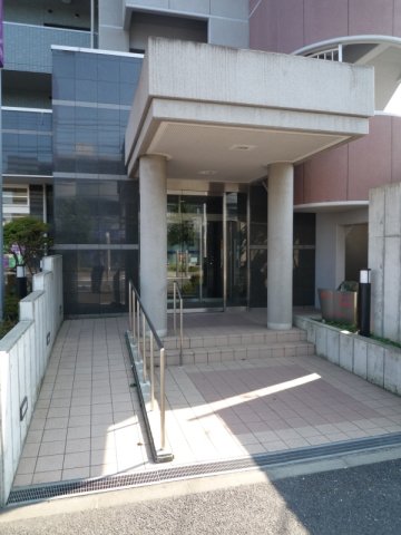 グラン・ソラール丸の内 エントランス