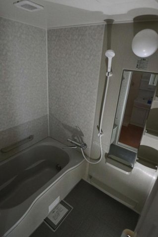 グラン・ソラール丸の内 風呂