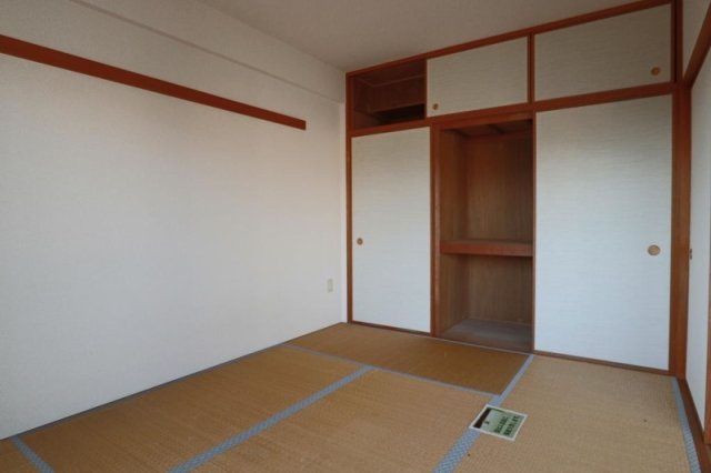 グラン・ソラール丸の内 寝室