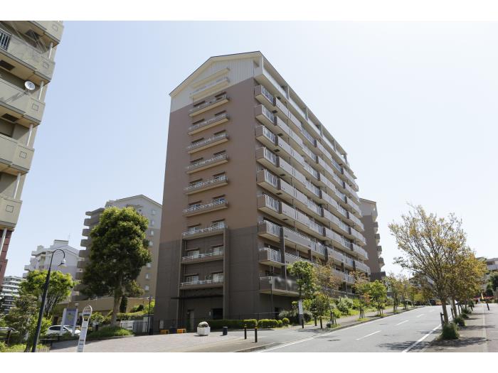 十日市場ヒルタウン　コンフォール十日市場十四番街 外観