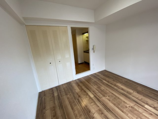 ソリスト綱島 居間