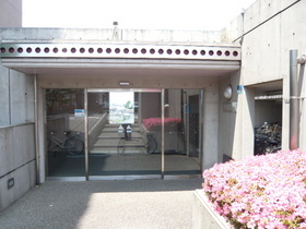 グランドヒルズ横浜 エントランス