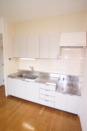 ベルク名瀬 キッチン