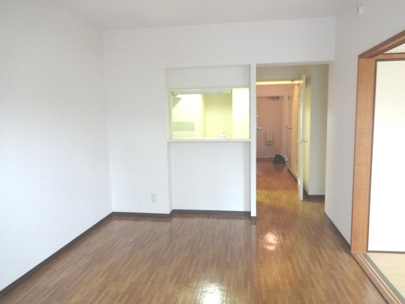 ヒルズ南戸塚 居間