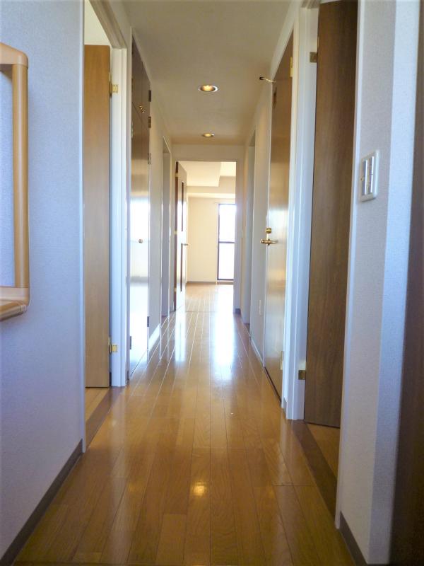 クライン　デァ・ベルク　Ⅱ 玄関