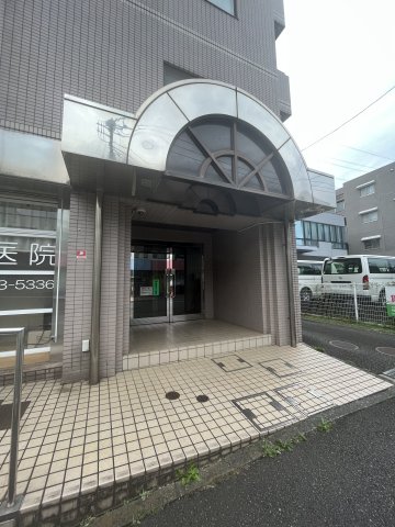 粟飯原マンション エントランス