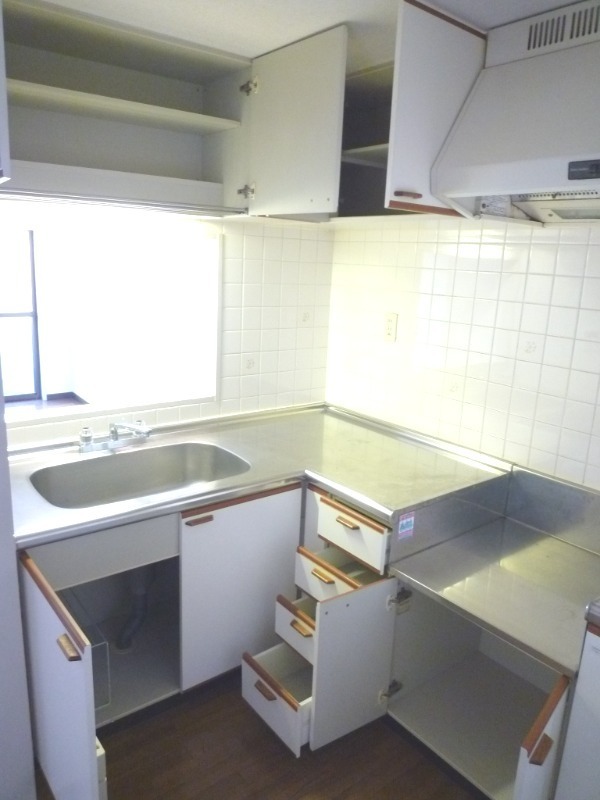 粟飯原マンション キッチン