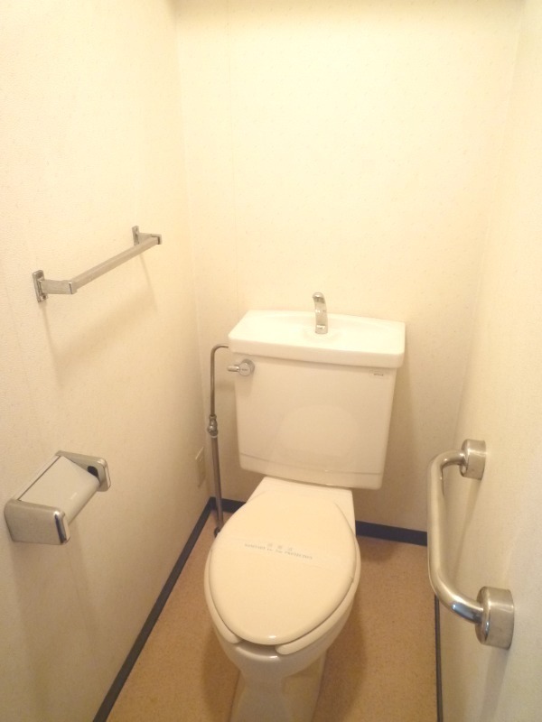 粟飯原マンション トイレ