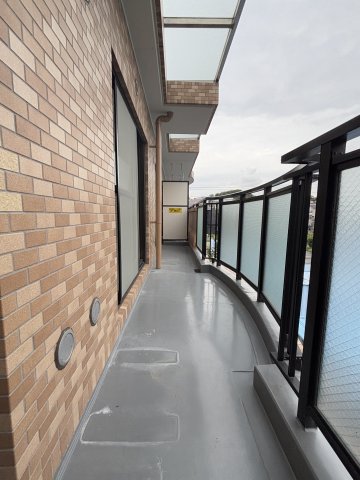 ハンプトンコート バルコニー