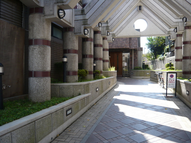 ベルストーン本牧 エントランス