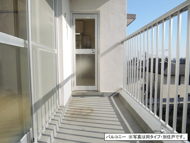 緑ヶ丘第4　4207号棟　 バルコニー