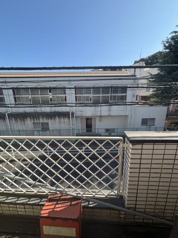 アパートメント軽部 収納