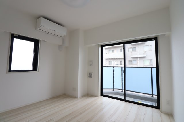 GENOVIA花月総持寺 居間