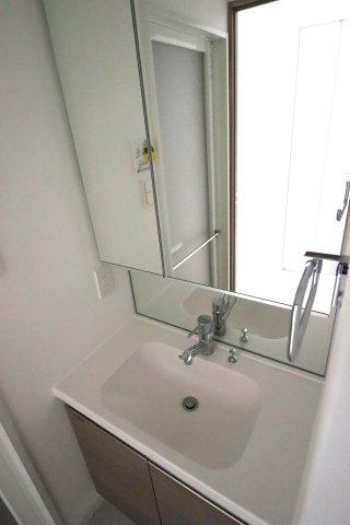 GENOVIA花月総持寺 洗面