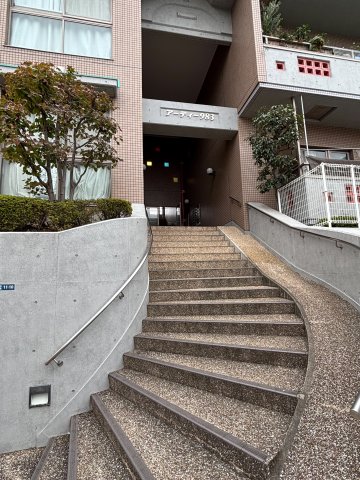 アーティー983 エントランス