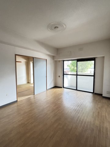 パインベル 居間