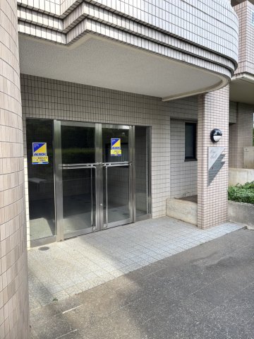 パインベル エントランス