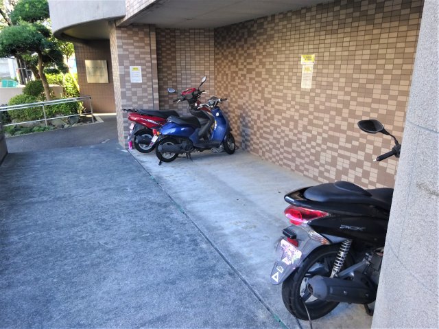 イーストヴィレッジ その他