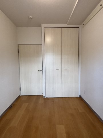 レジエ戸塚深谷 