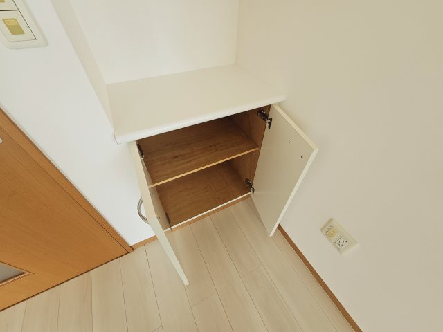 コンフォール仏向町 収納