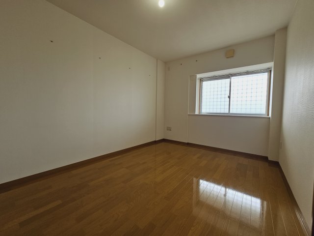 コンフォール仏向町 