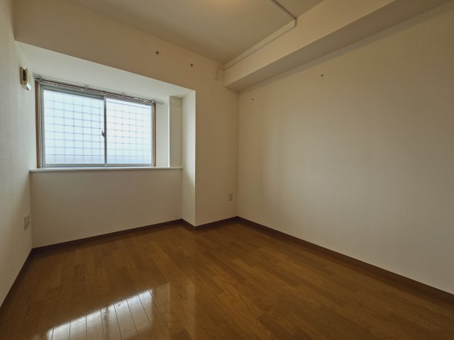 コンフォール仏向町 