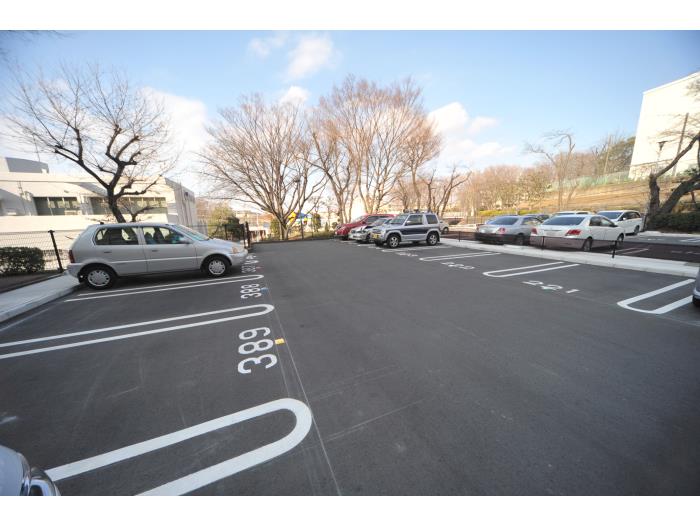 左近山　 駐車場