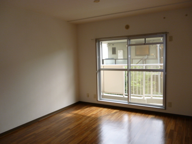 ヒルサイド森 居間