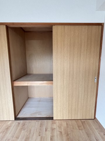 グリーンハイツ室橋 玄関