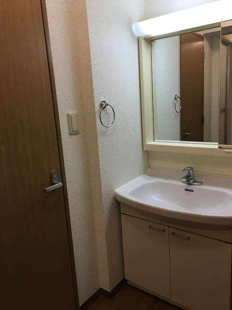 コンフォール高島台 洗面