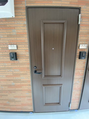 ベイルーム横浜生麦 玄関