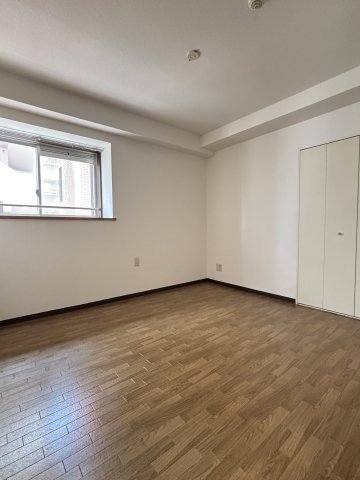 エバーグリーンホームズ 寝室