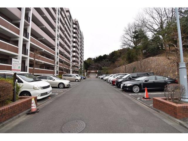 ビーコンヒル能見台ウエストヒル 駐車場