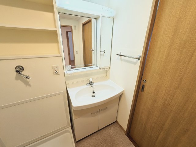 コンフォール明神台 洗面