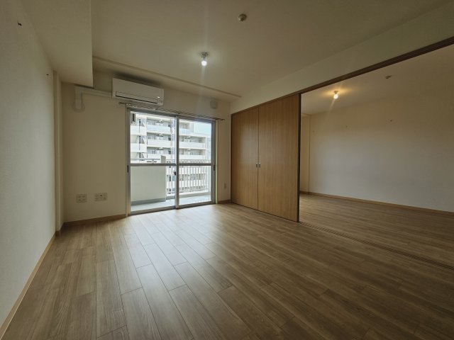 コンフォール明神台 居間