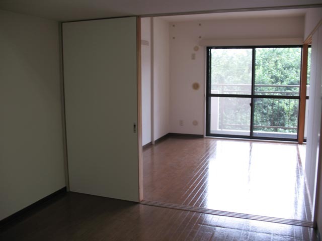 岩澤マンション 居間