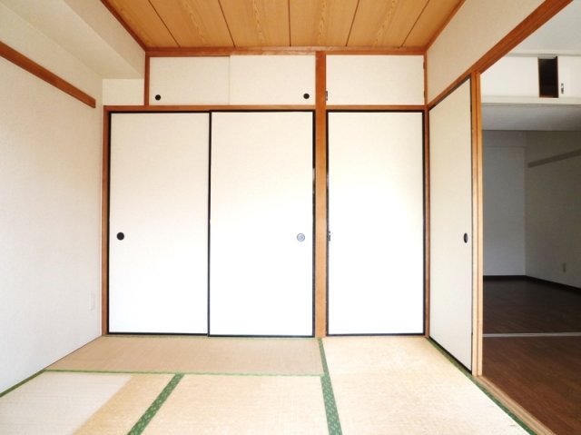 岩澤マンション 