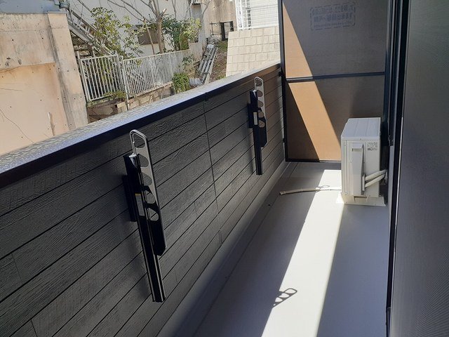 ヴァンヴェールの丘 バルコニー