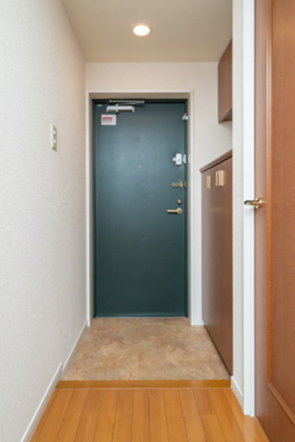 グライユール横浜 玄関