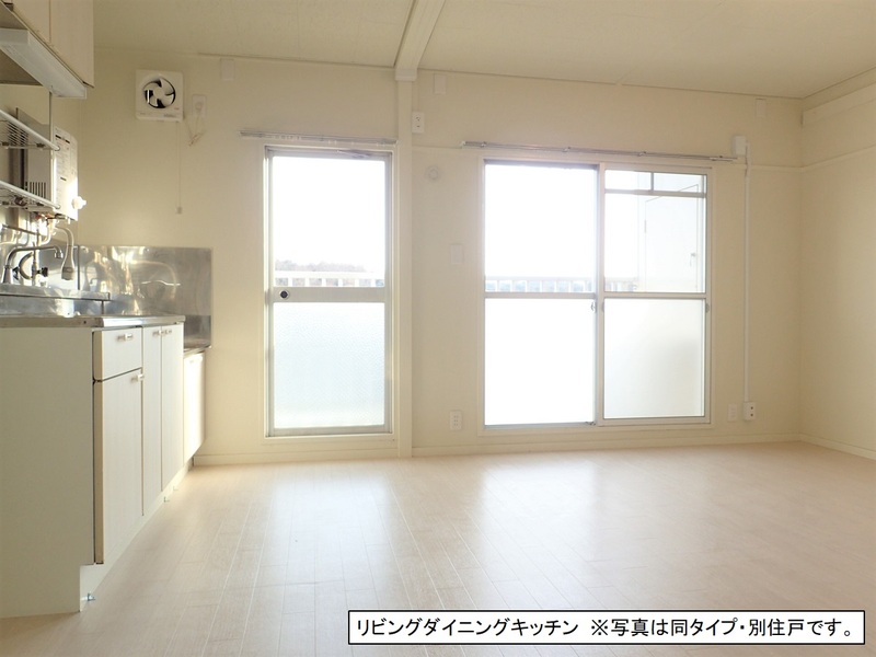 上郷西ヶ谷　20号棟 居間