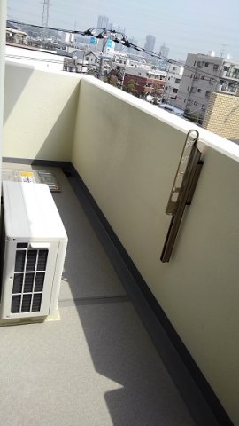 リバーサイドガーデンノースヒル バルコニー