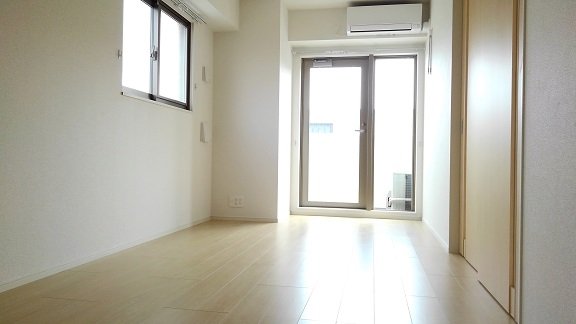 リバーサイドガーデンノースヒル 居間